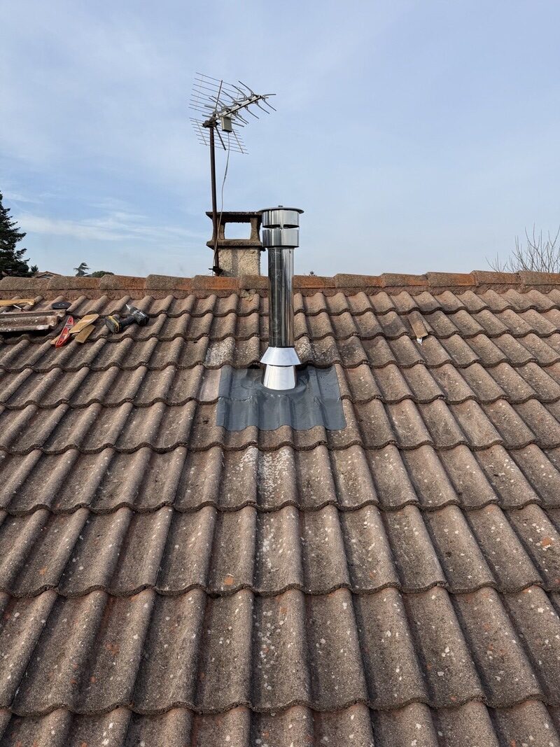 Pose Installation du conduit inox